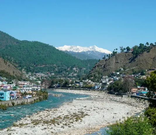 Bageshwar: कुमाऊँ का तीर्थस्थल