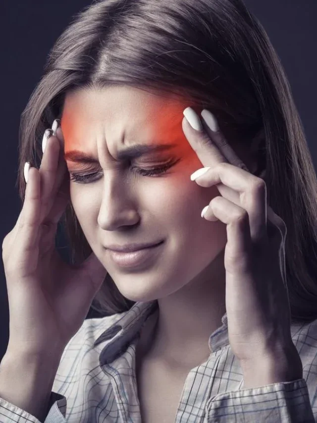 Migraine: माइग्रेन का दर्द कर देता हैं परेशान? इन चीजों के सेवन से मिल सकता है आराम